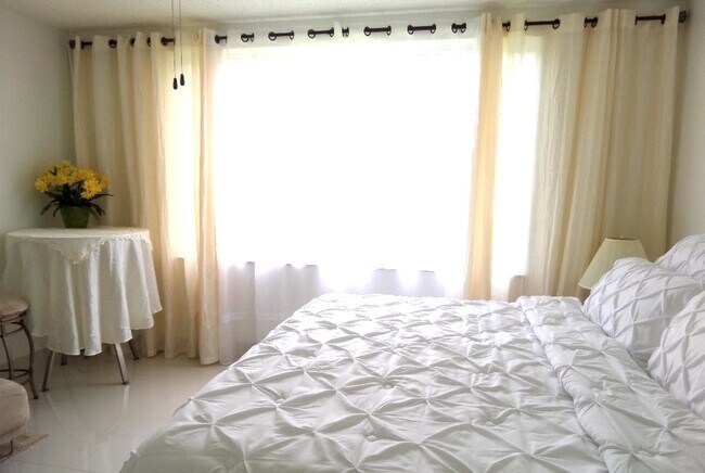 Foto del edificio - 5950 Del Lago Cir