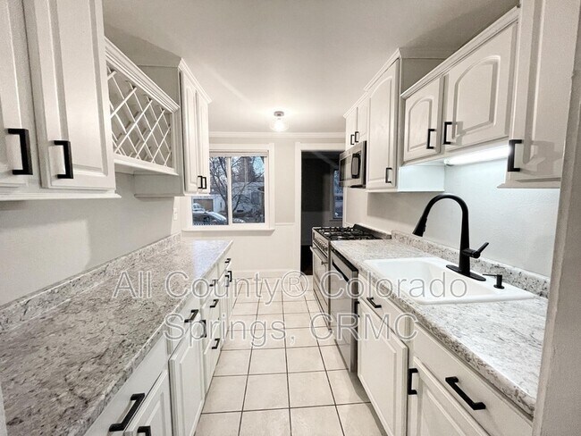 Foto del edificio - 2003 N El Paso St