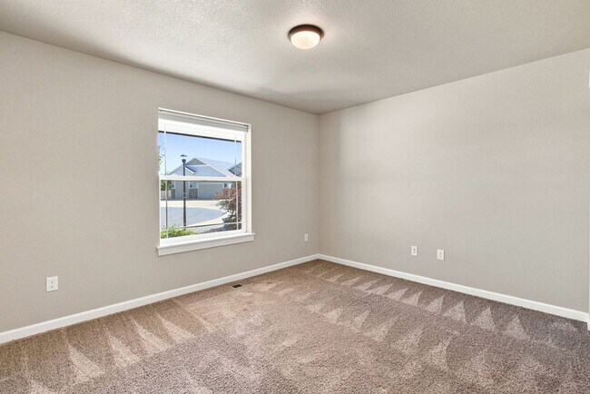 Building Photo - 7407 Turnbull Ct