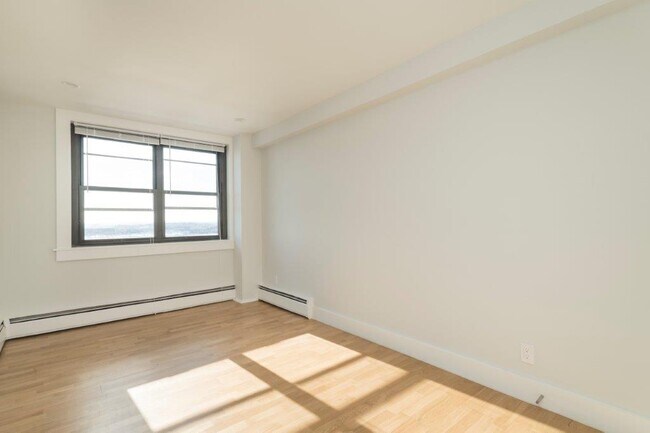 Foto del edificio - 1434 Columbia Rd