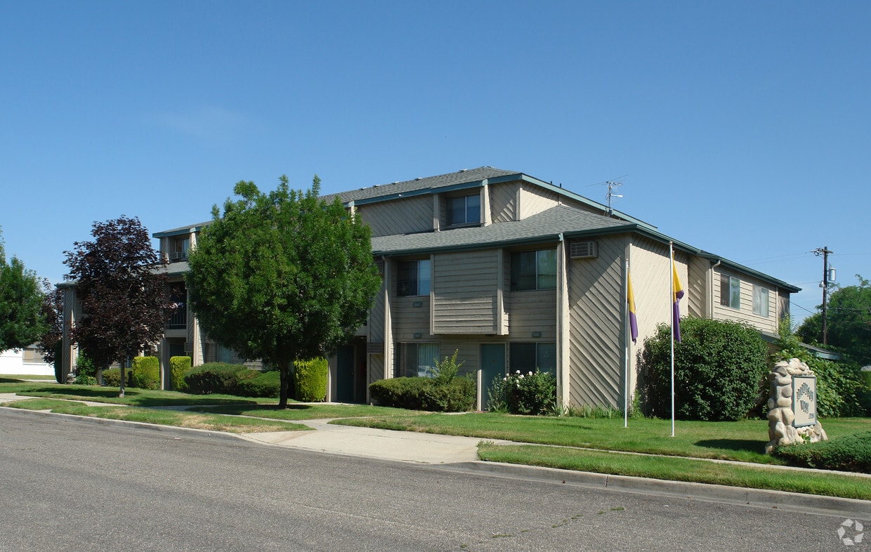 Primary Photo - Jefferson West