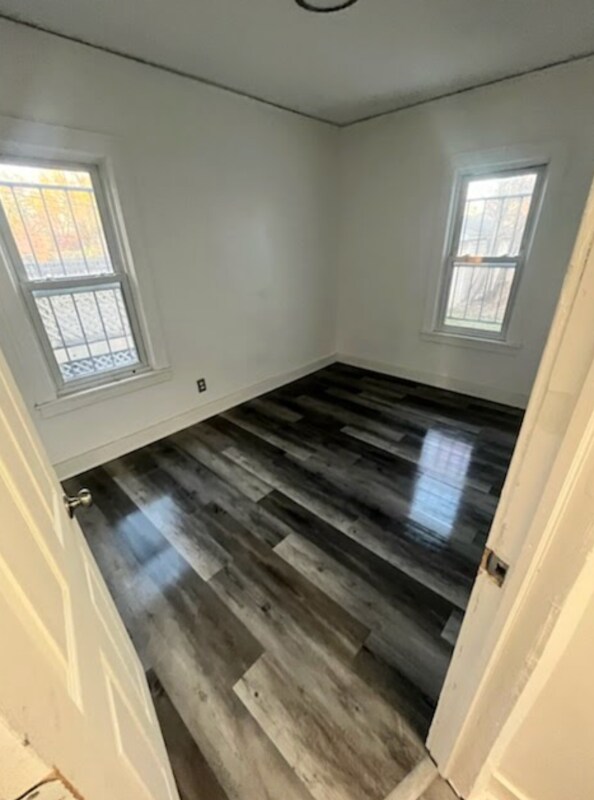 Foto del edificio - 9262 Ward Ave