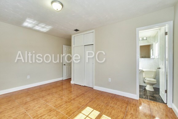 Foto del edificio - 3231 SW 67th Ave
