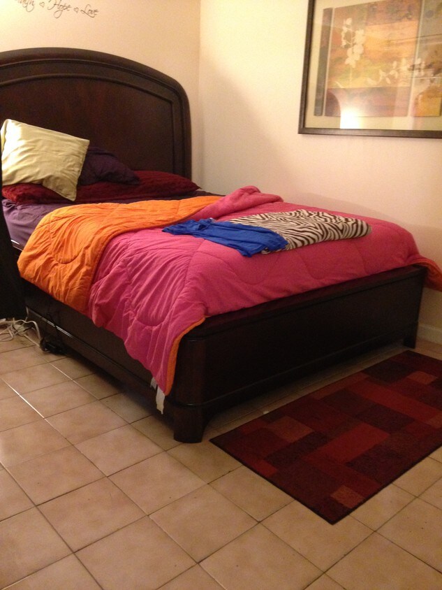 Primary Photo - COZY ONE BEDROOM