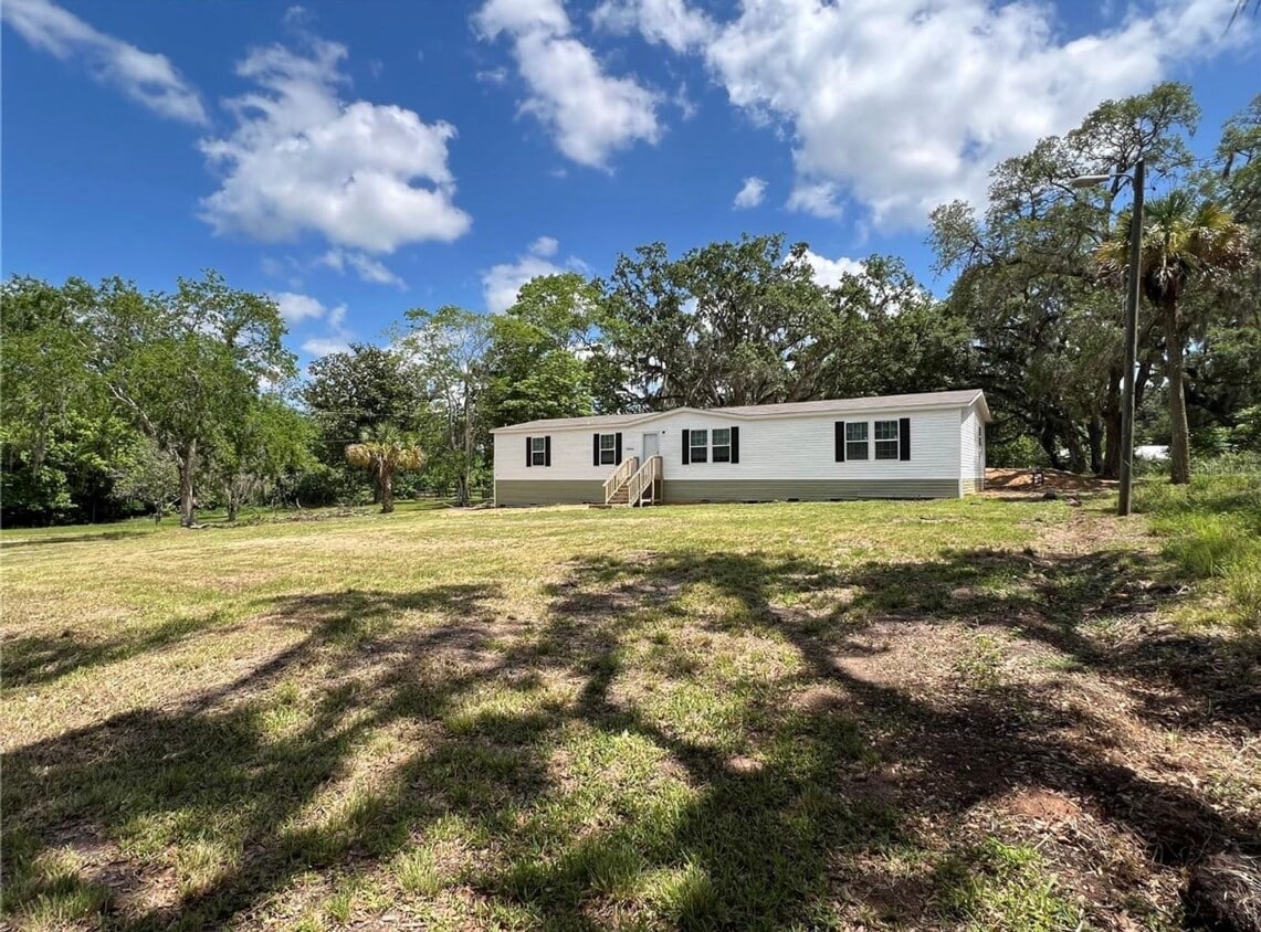 Primary Photo - 5/3 Brooksville Available Now