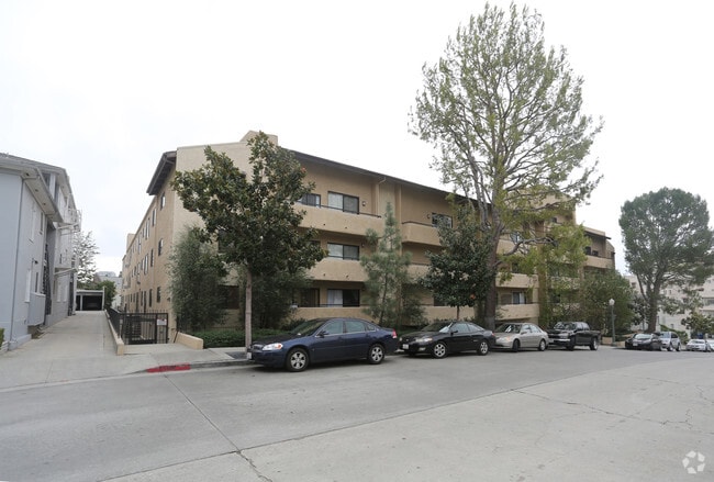 Club California Apartments Los Angeles Ca Primary Photo Club California
