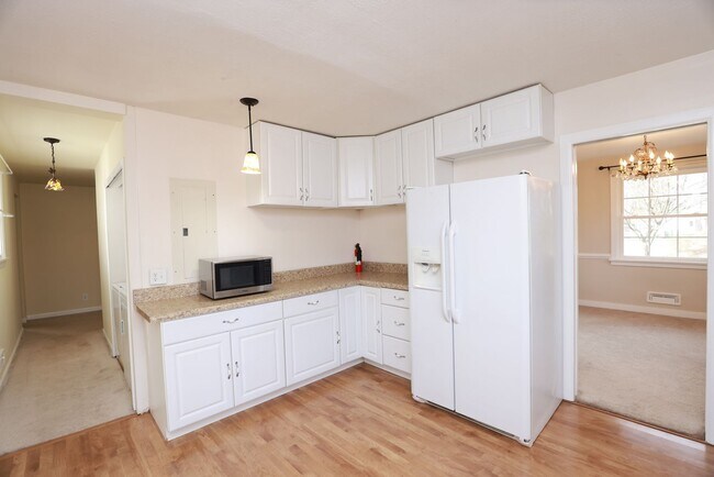 Foto del edificio - Spacious Brick Rancher in the heart of Tuc...