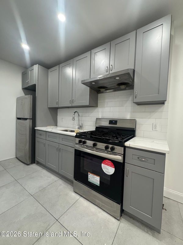 Building Photo - 518 86th St