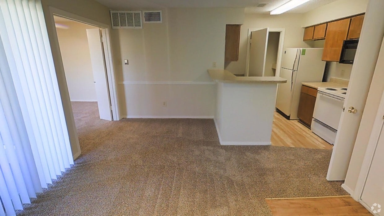 Photo - Paces Crossing Apartments