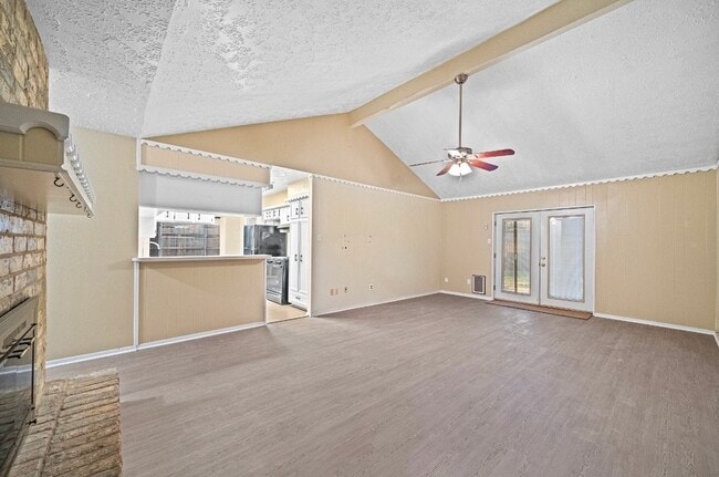 Foto del edificio - 4822 Lost Oak Dr