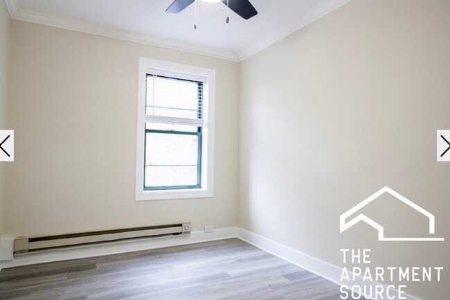 Photo - 3841 N Greenview Ave Apartment