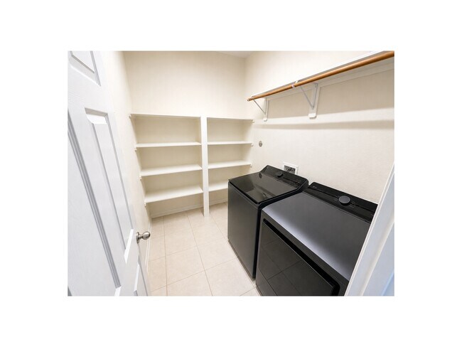 Foto del edificio - 9418 Brackenton Crest Dr