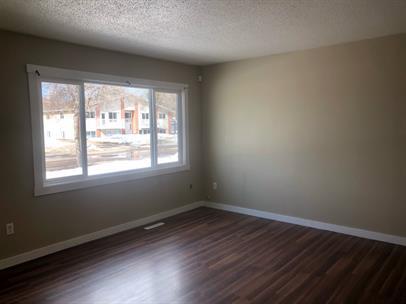 Photo du bâtiment - 4807-453A 53a St