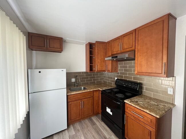 Building Photo - 1822 Francisco St