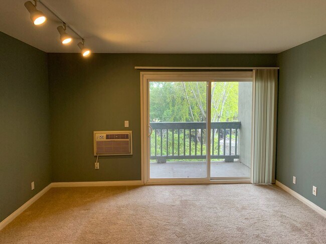 Foto del edificio - Adorable 2 Bedroom in Livermore Available ...