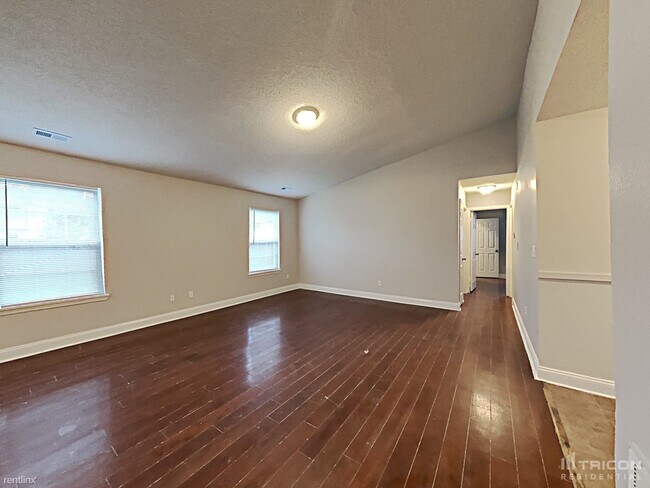Foto del edificio - 1312 Lindsey Ln