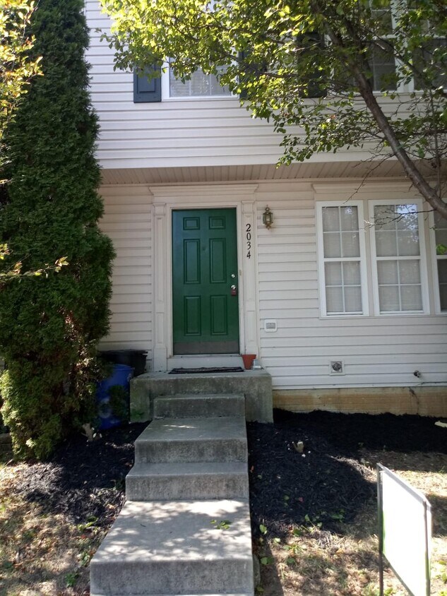 Primary Photo - 2034 Amber Way