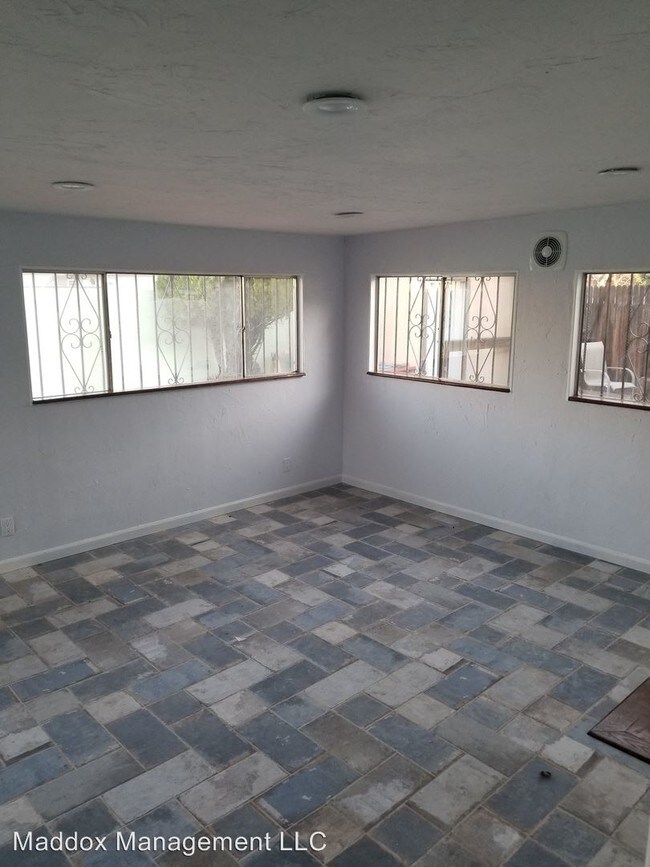 Foto del edificio - 227 Chula Vista Pl NE