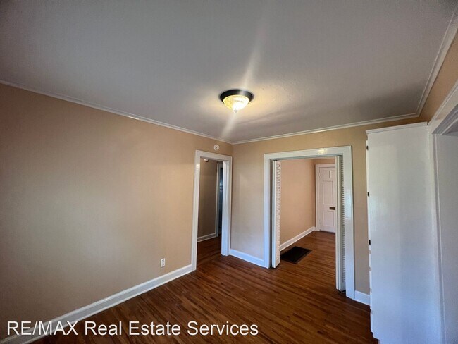 Foto del edificio - 2 br, 1 bath House - 202 East McCormick