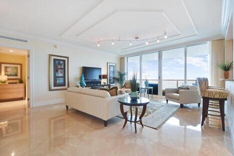 Primary Photo - 2700 N Ocean Dr