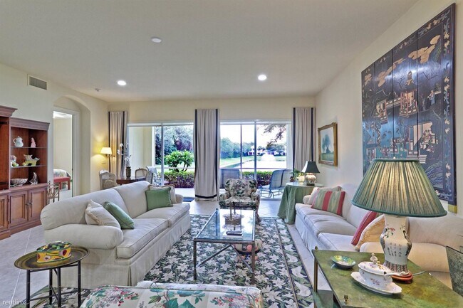 Building Photo - 3 br, 2 bath House - 111 Palm Bay Ln Apt B