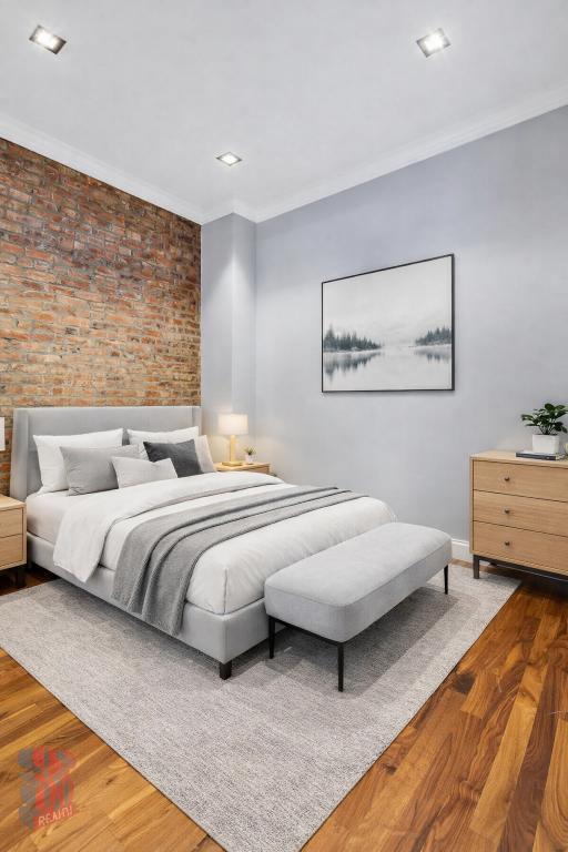 Photo - 329 E 58th St Apartment