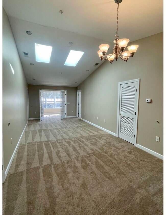 Photo - Room in Condo on Morreene Rd