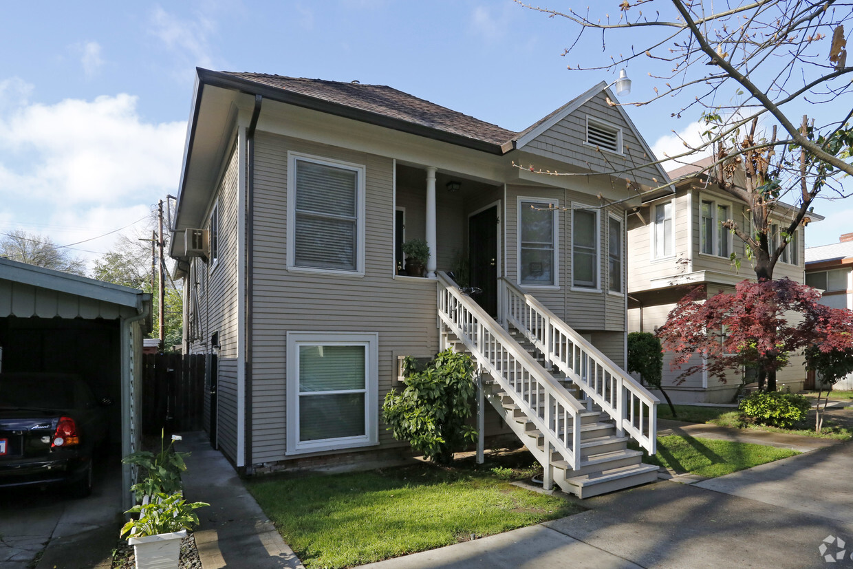 Primary Photo - 1820 E St