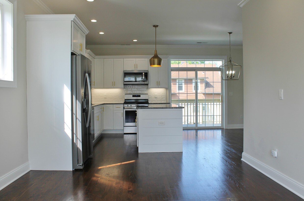 145 Brentwood Ave, Fairfield, CT 06825 Townhome Rentals in Fairfield