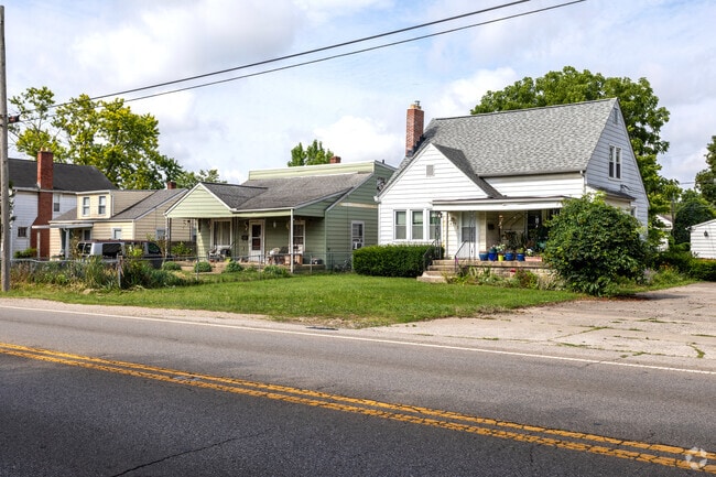 Homes come in a variety of styles in Valleyview.