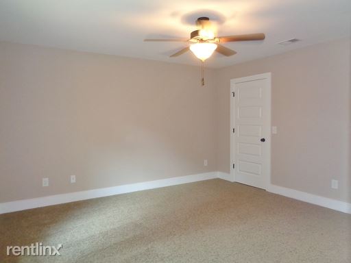 Foto del edificio - 17692 Wallace Chapel Ln