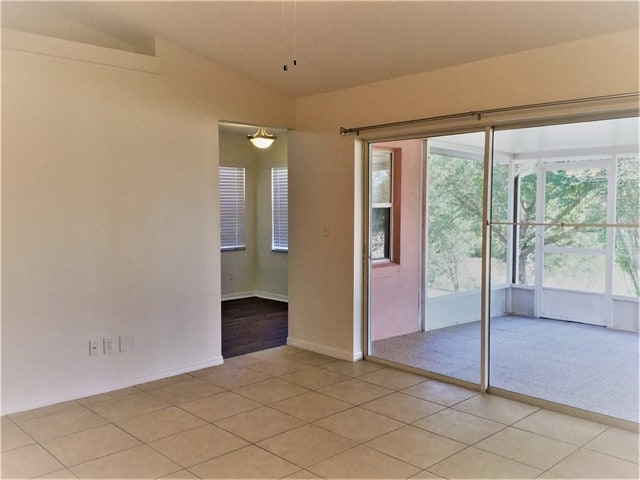 Foto del edificio - 12241 Woodglen Cir