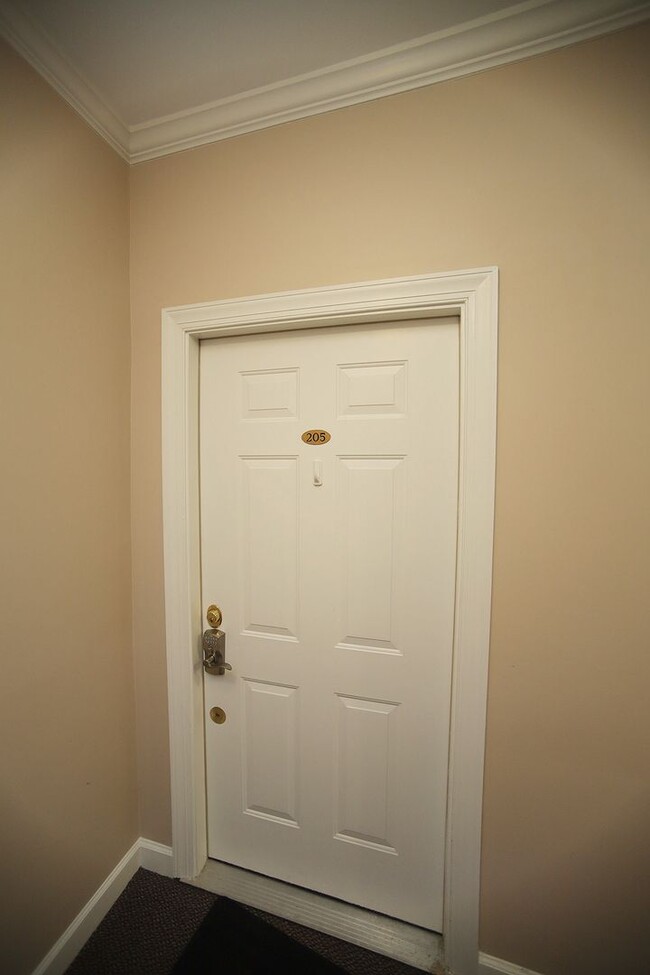 Foto del edificio - 524 Aberdeen Dr