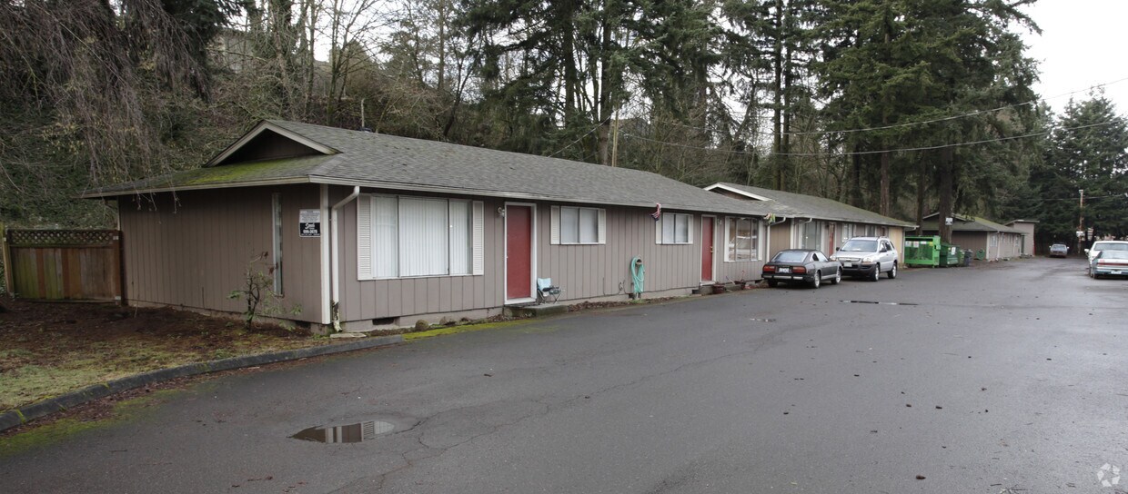 Foto del edificio - Bryant Court Apartments