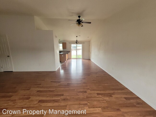 Building Photo - 3 br, 2 bath House - 4876 Mount Adams View...