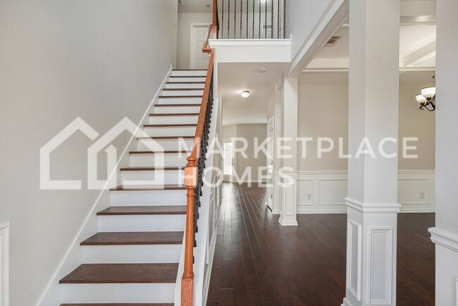 Building Photo - 91 Matador Way