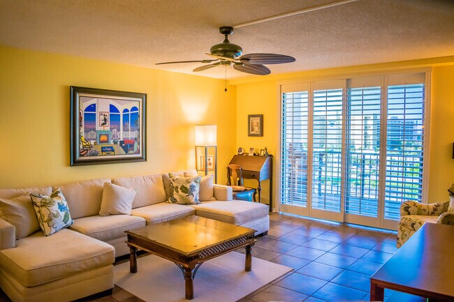 Building Photo - 1200 Marine Way