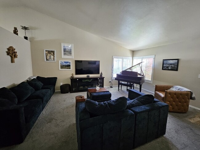 Building Photo - 1879 W Colony Pointe Dr