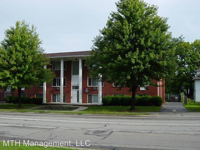Building Photo - 512 W Saginaw St