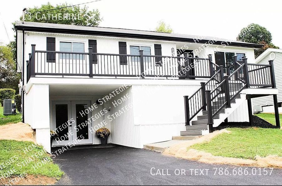 Primary Photo - Rent to Own Home with $17,000 Down - NO Ba...
