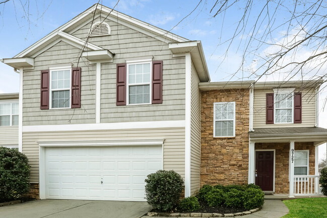 Building Photo - 9727 Hollystone Ln