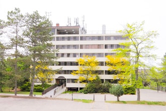 Building Photo - 508 Beechwood Dr