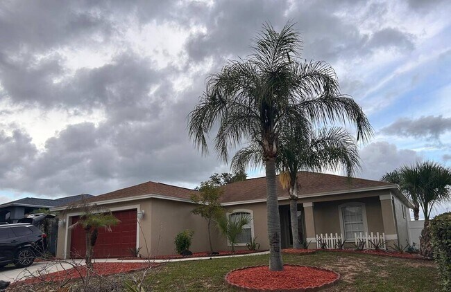 Foto del edificio - 669 Sierra Cir