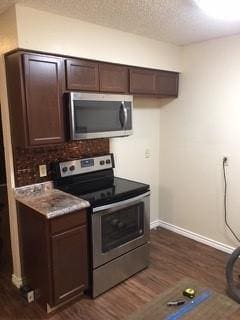 Foto del edificio - 1318 Baylor Dr