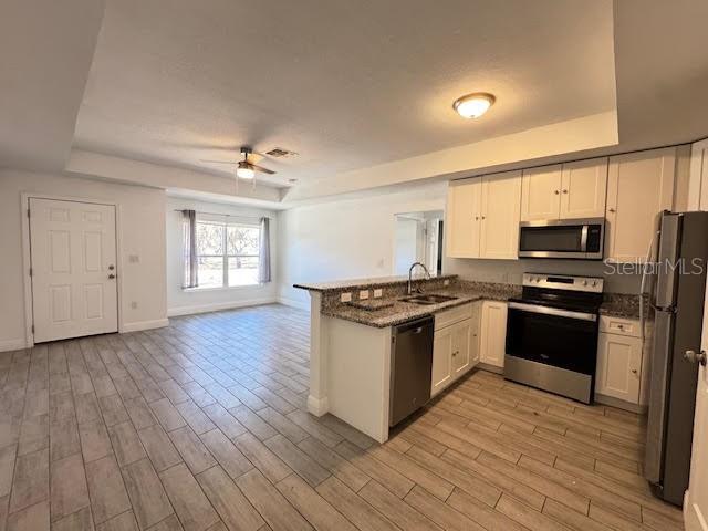 Building Photo - 440 Dora Ave