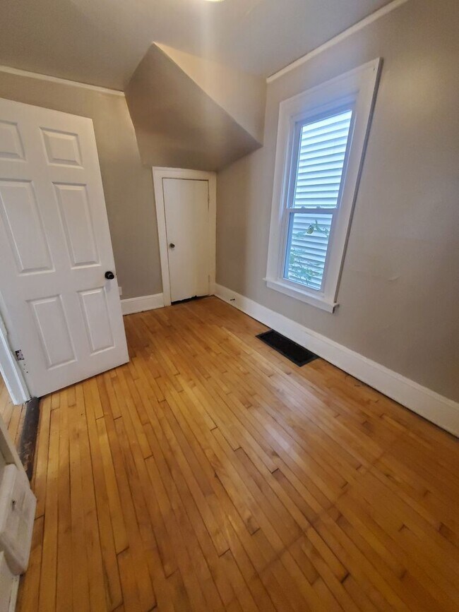 Foto del edificio - 3372-3374 N Richards St - Duplex