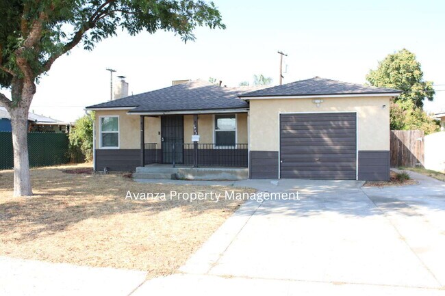 Foto del edificio - Fresno Mayfair District - 4 Bedroom Home  ...