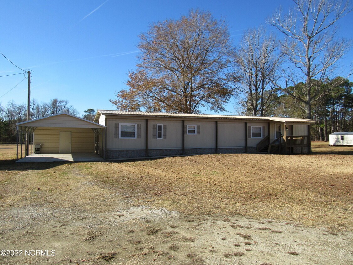 Primary Photo - 181 High Hill Rd
