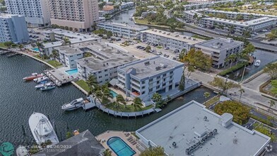 Building Photo - 468 Golden Isles Dr
