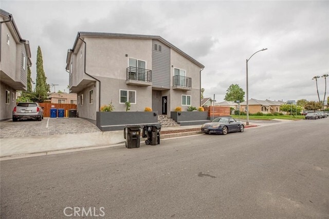 Foto del edificio - 5026 Cleon Ave